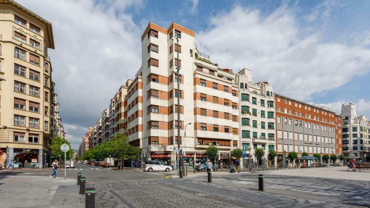 Urban Rooms Habitaciones Con Wifi Y Smart Tv Bilbao Exterior photo